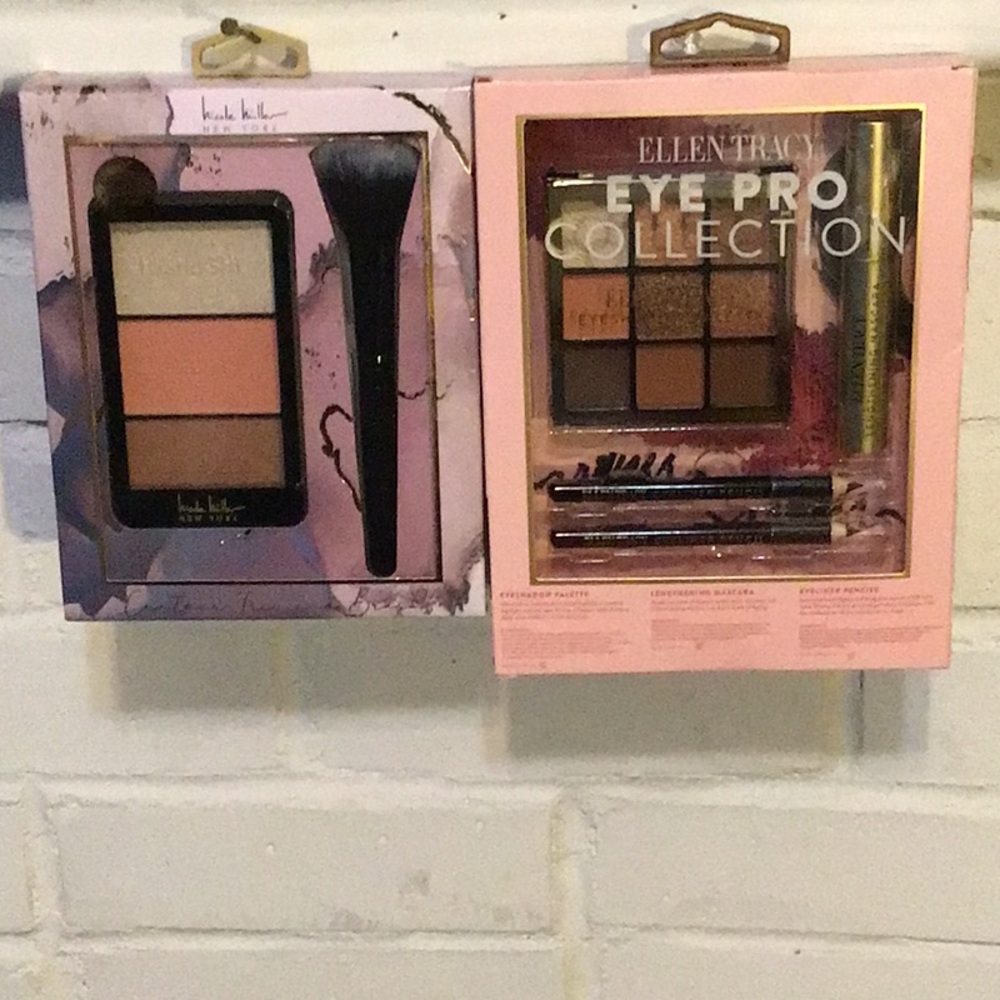 Nicole Miller & Ellen Tracy makeup tray with beautiful colors come as a bundle